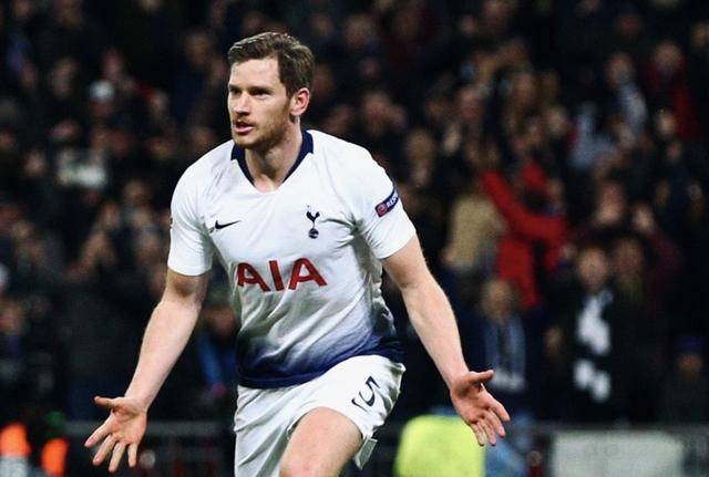  热刺青年军惊艳亮相足总杯  